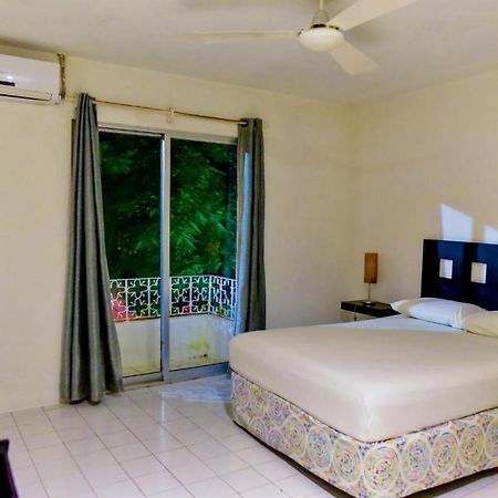 El Tropical Playa Del Carmen Hotell Eksteriør bilde
